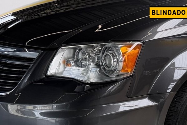 CHRYSLER TOWN & COUNTRY 3.6 LIMITED V6 24V GASOLINA 4P AUTOMÁTICO 2015/2015